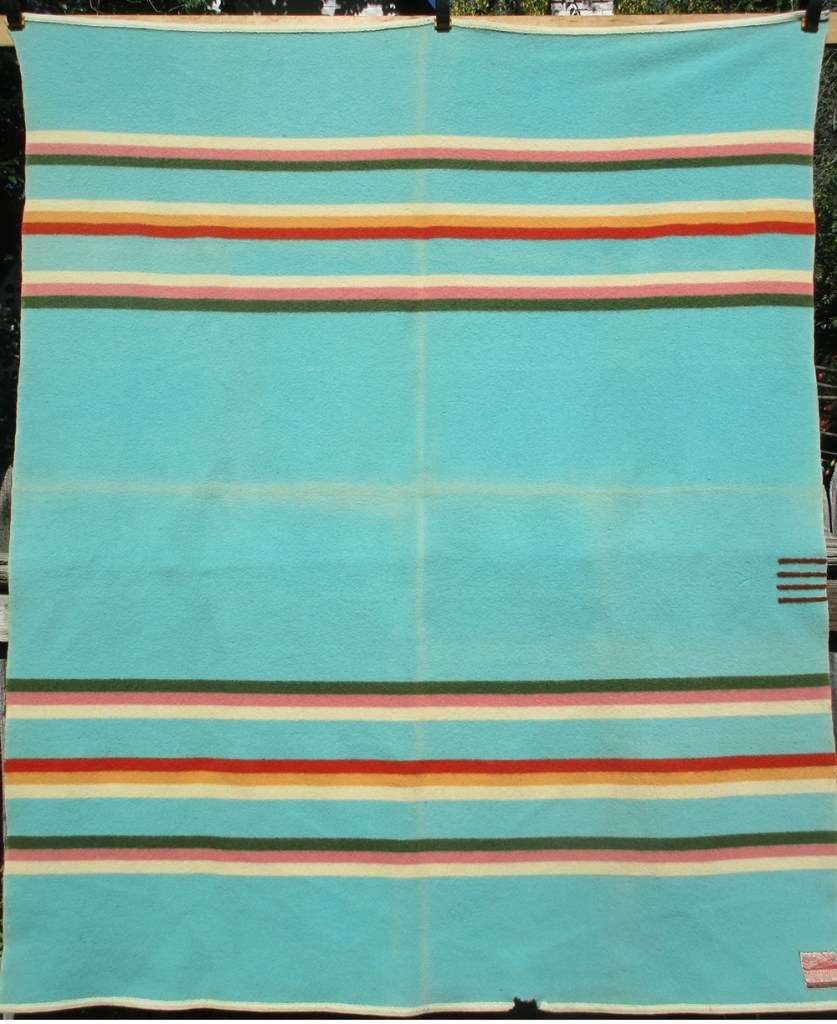 An unusual Grand Canyon park blanket with "points"