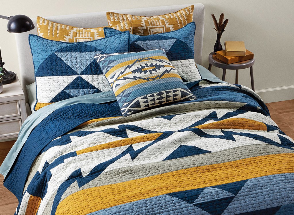 Castle Rock Quilt Set by Pendleton