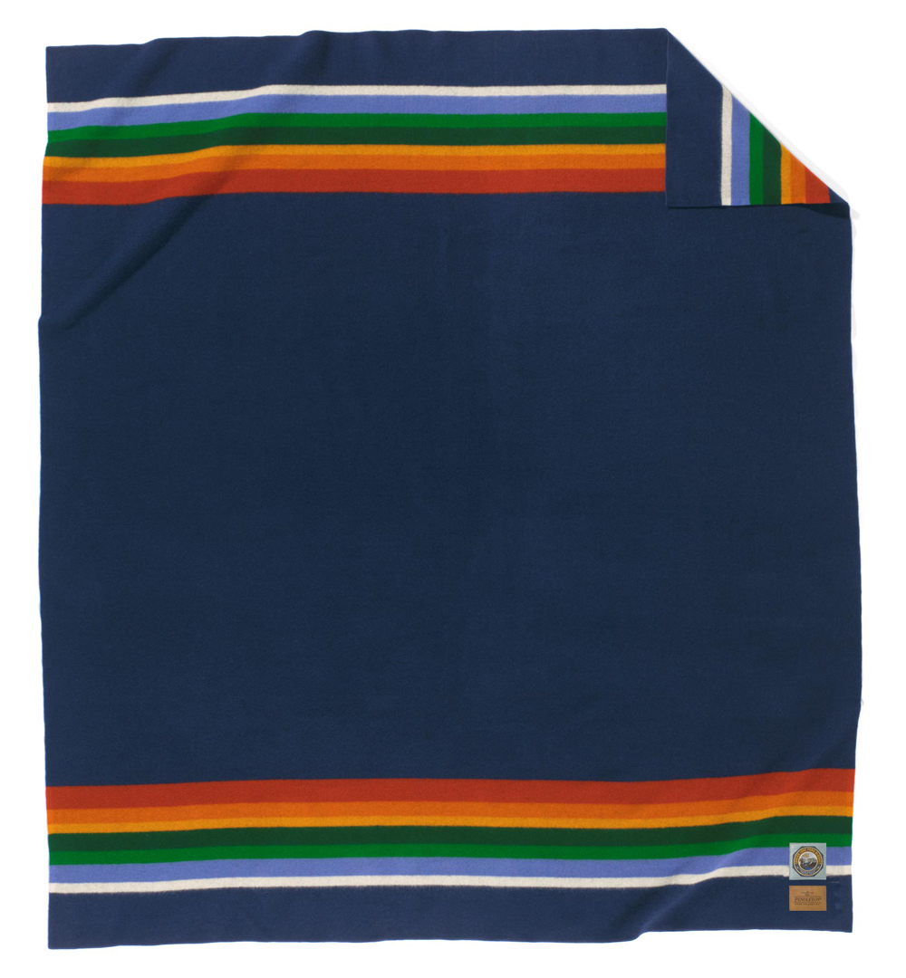 Pendleton's Crater Lake National park blanket