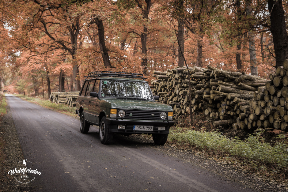 Vintage Range Rover, on the road