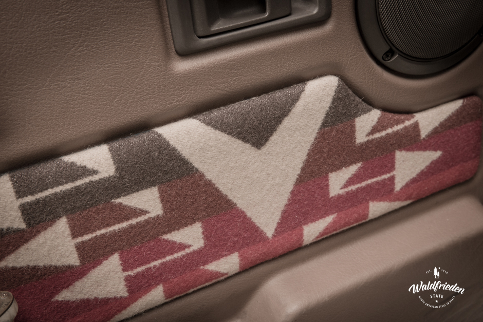 Range Rover interior with Pendleton fabric